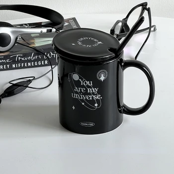 Оригинальная Романтическая керамическая кружка Universe с крышкой, ложка, Чашка для воды, Офисная пара, Подарочная чашка, Кофейные чашки