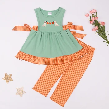 Новая осенняя коллекция Одежды для маленьких девочек, Зеленый костюм без рукавов с бантом и вышивкой в виде тыквы, детские наряды, Оранжевые клетчатые брюки, комплект
