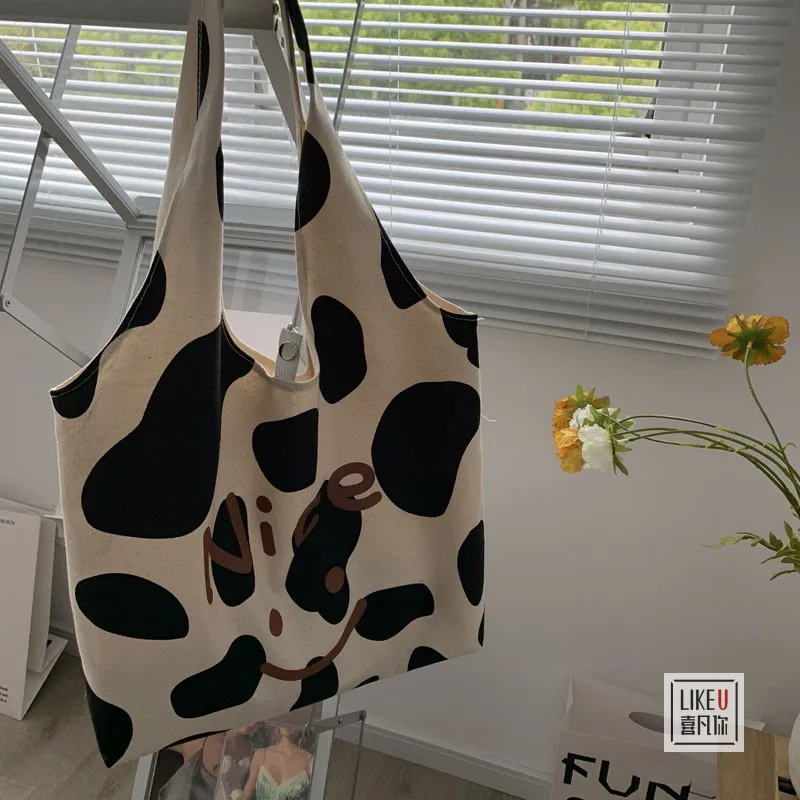 Женская сумка через плечо с милым рисунком коровы, холщовые сумки-тоут Большой емкости, корейские модные простые сумки для покупок с животными, женские MO131 3