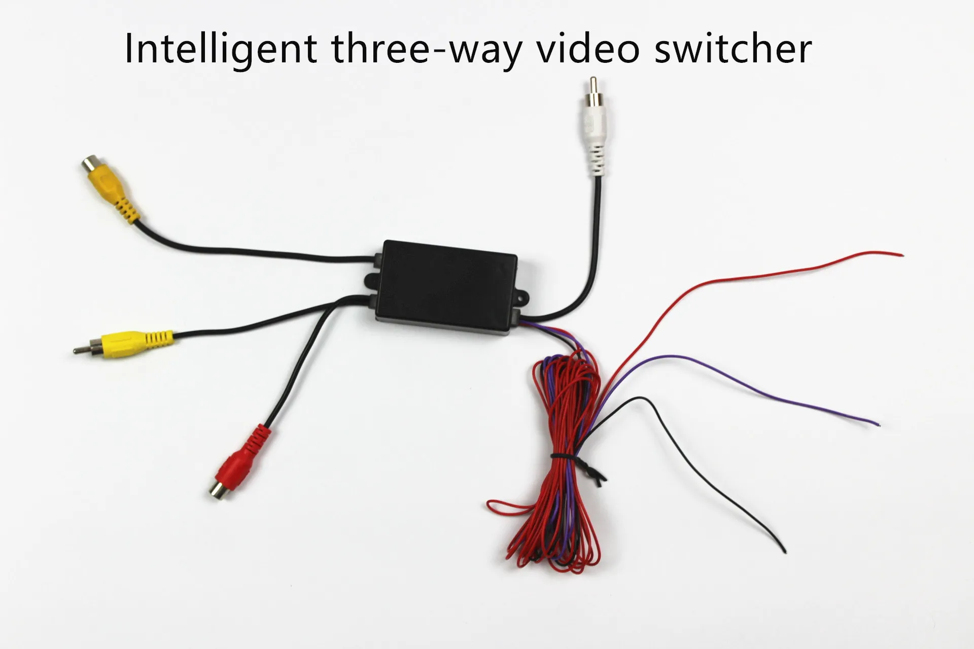 Трехканальный блок видеоконтроллера автомобильной камеры (автоматический переключатель автомобильного видео) для управления задними/боковыми или фронтальными камерами DVD/видеомагнитофона 0
